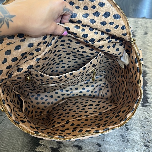 Fawn cheetah print backpack diaper bag - Picture 5 of 5